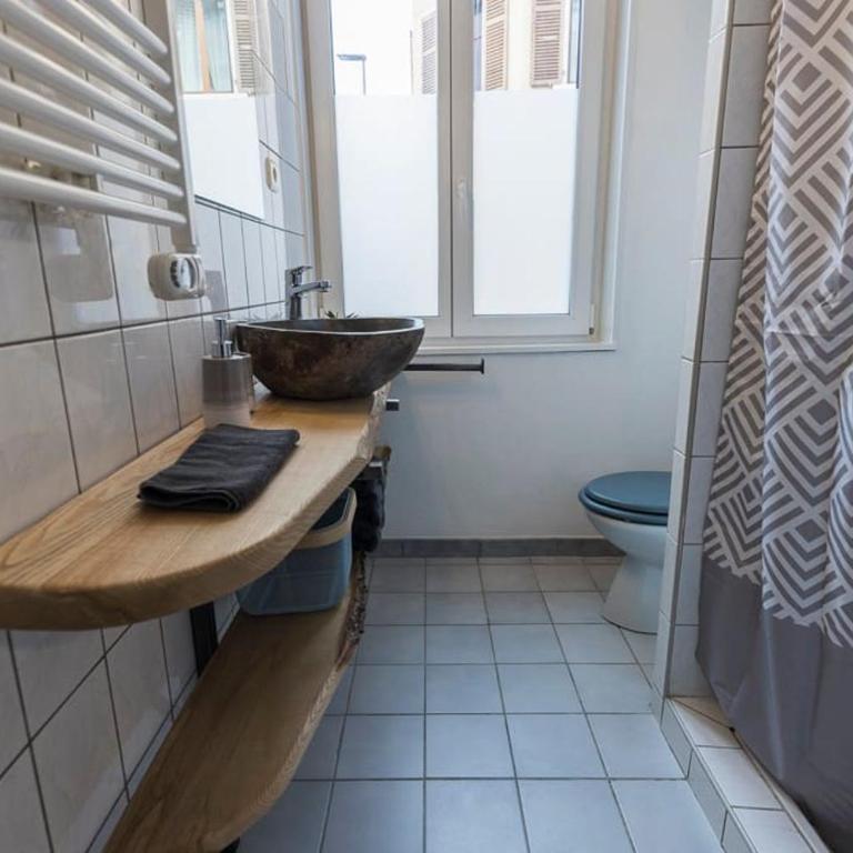 St Léon Strasbourg - Studio 3 Pers - Proche centre ville - One-Bedroom Apartment - 4