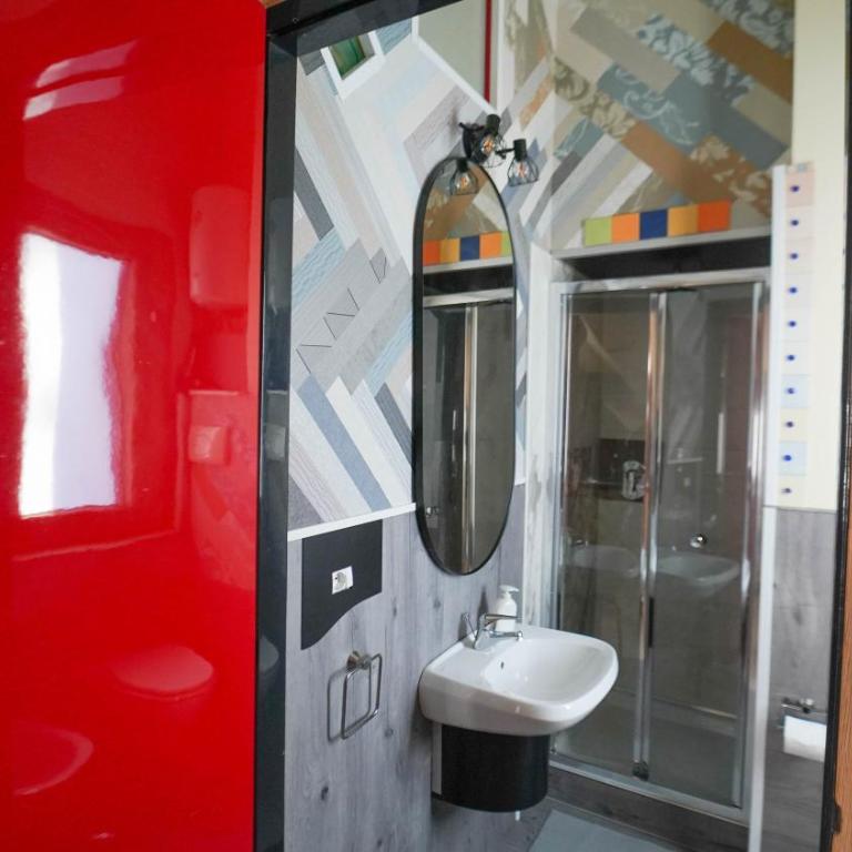 RESIDENCE SOLARIDE apartments, FREE PRIVATE PARKING WITH VIDEOSURVELLIANCE and SHUTTLE SERVICE - Monolocale - 1