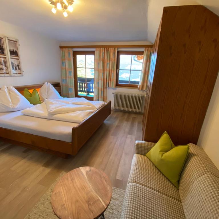 Alpenblick Apartments - Apartment mit 2 Schlafzimmern und Terrasse - 24