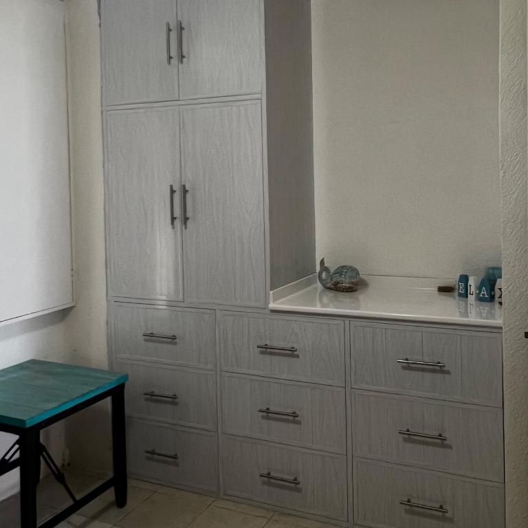 Cancun Hotel Zone, Beachfront 2 BR Apartment - Prime Location - Two-Bedroom Apartment - 13