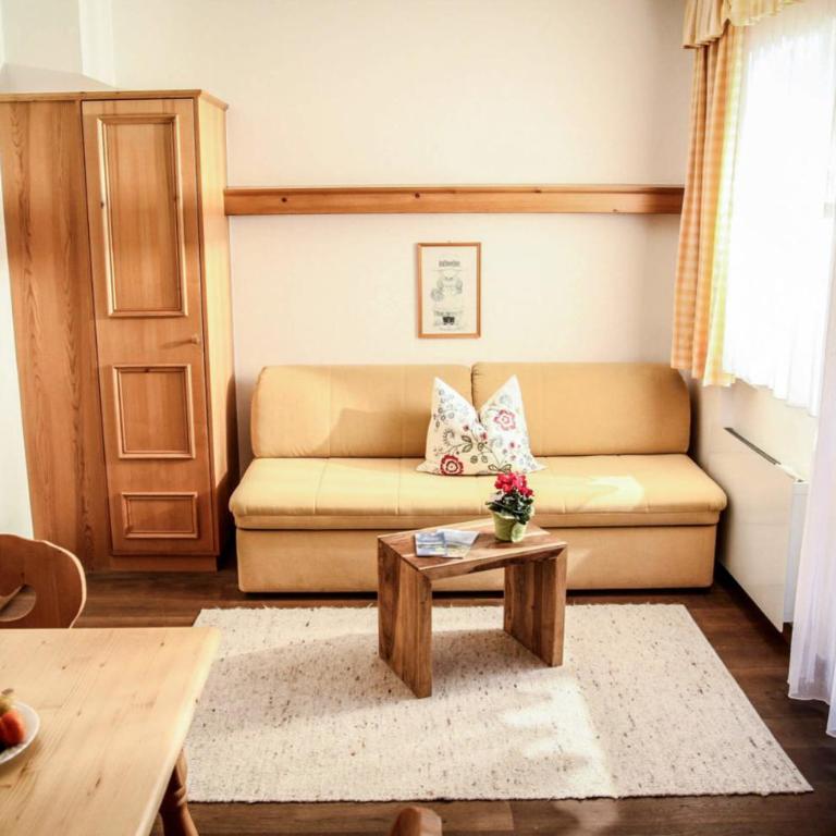 PEOPLE'S Hotel - Apartment - 1