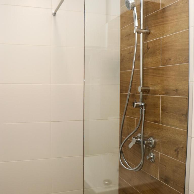 Nivalis Hill 10 - One-Bedroom Apartment - 10