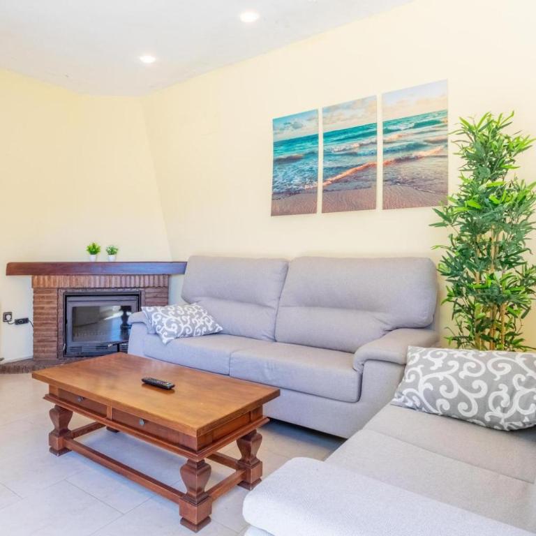Casa Segaria con piscina privada y jardín en Dénia - Chalet - 30