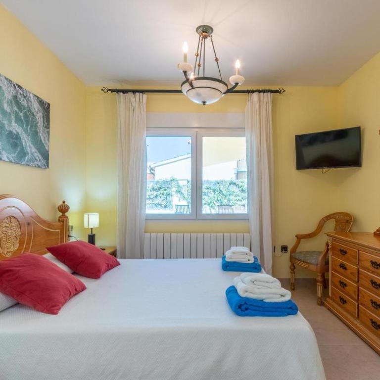 Casa Segaria con piscina privada y jardín en Dénia - Chalet - 47