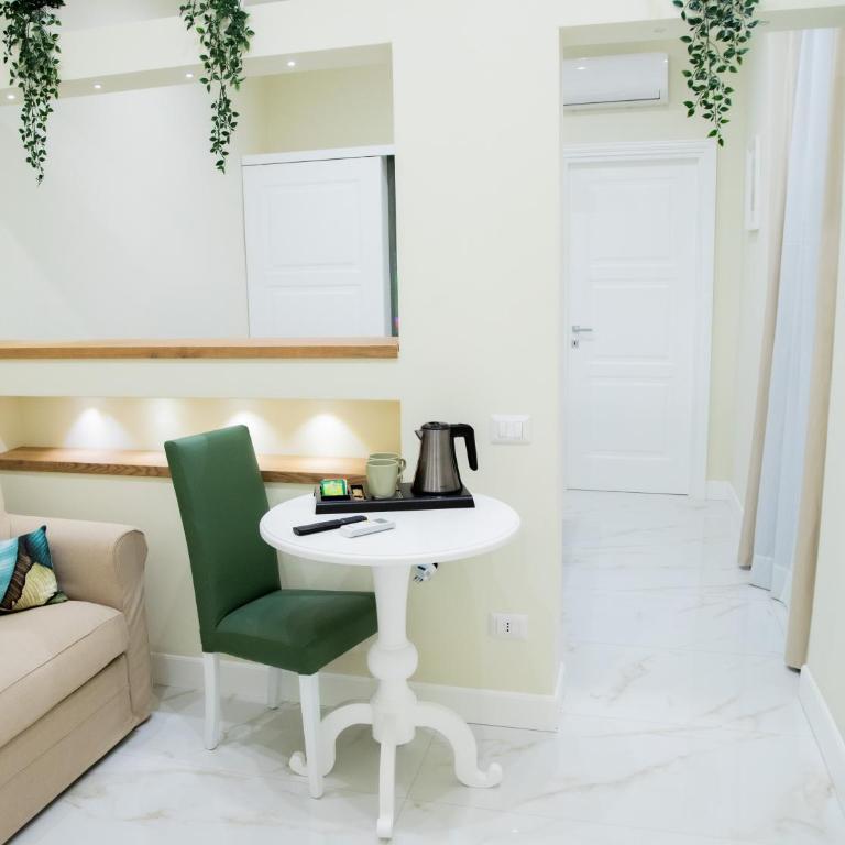 Gentile Suite Centro Storico - Suite con Vasca Idromassaggio - 1