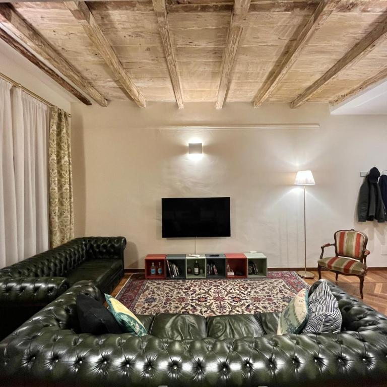 De' Musei Suites - Premium One-Bedroom near Piazza Maggiore - One-Bedroom Apartment - 4