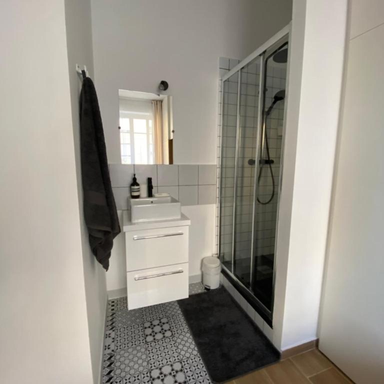 2 pièces / neuf - Ajaccio centre - Place Miot / Albert 1er - Appartement 1 Chambre - 7