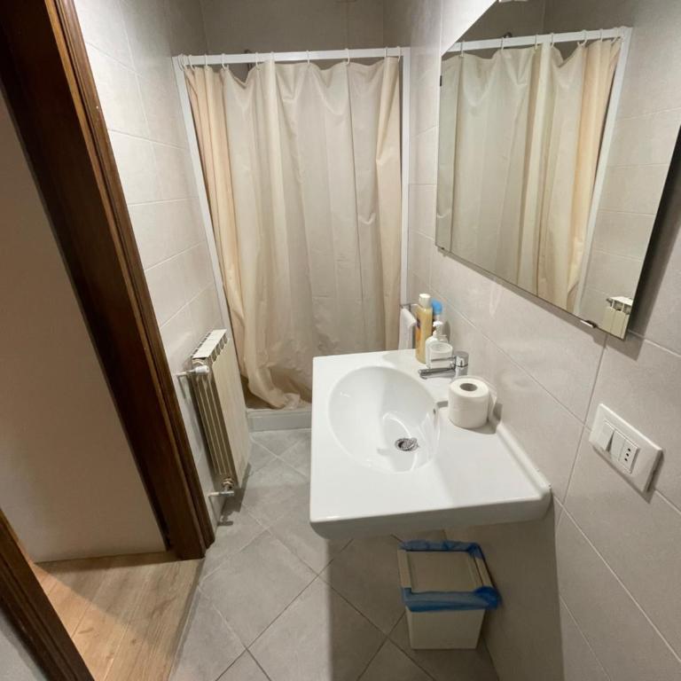 Harry's Canal View - Camera Tripla con Bagno Privato - 15