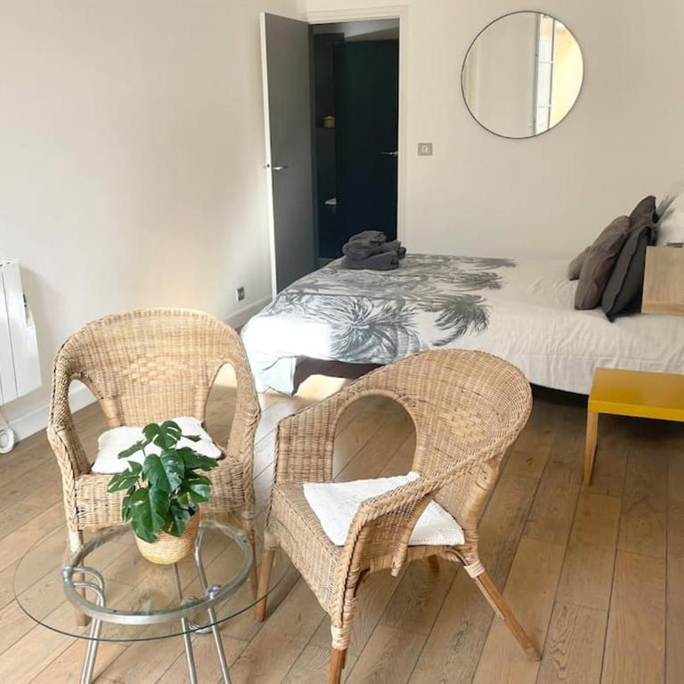 Homelivia, VIEUX NICE, appartement de charme, clim balcon - Appartement 1 Chambre - 12