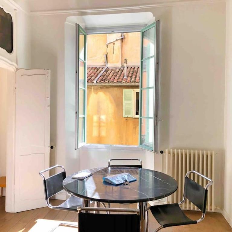 Homelivia, VIEUX NICE, appartement de charme, clim balcon - Appartement 1 Chambre - 11