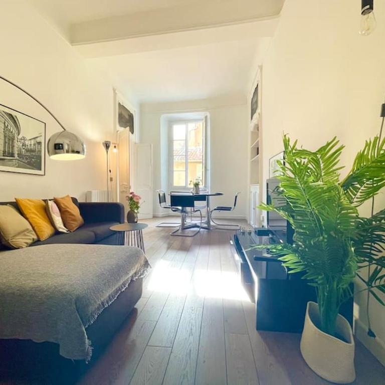 Homelivia, VIEUX NICE, appartement de charme, clim balcon - Appartement 1 Chambre - 21