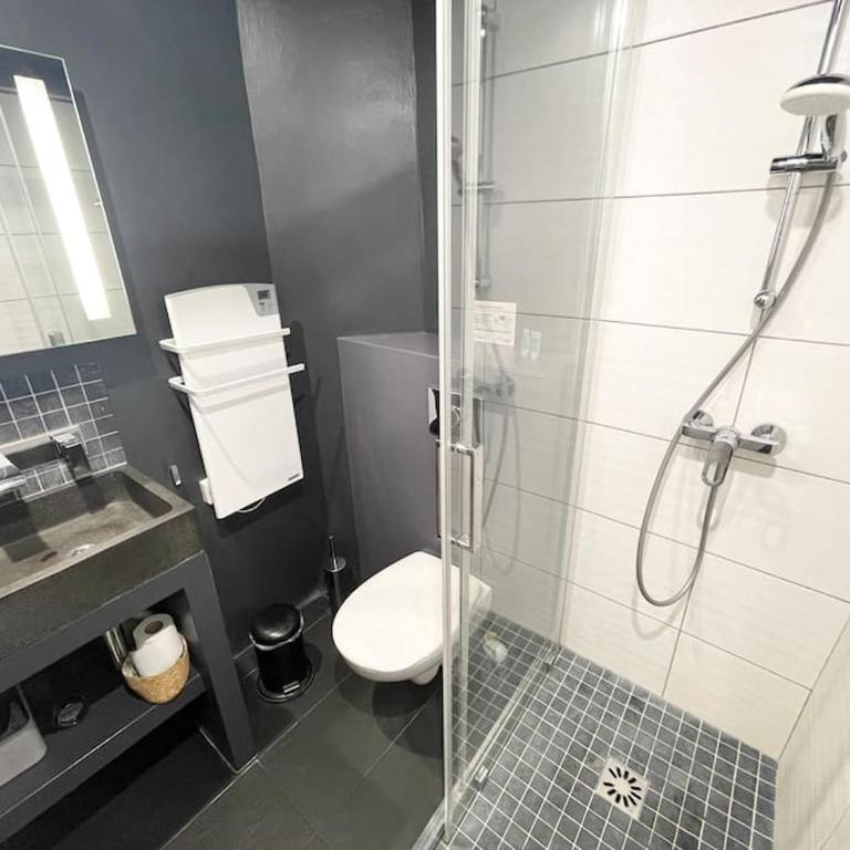 Homelivia, VIEUX NICE, appartement de charme, clim balcon - Appartement 1 Chambre - 28