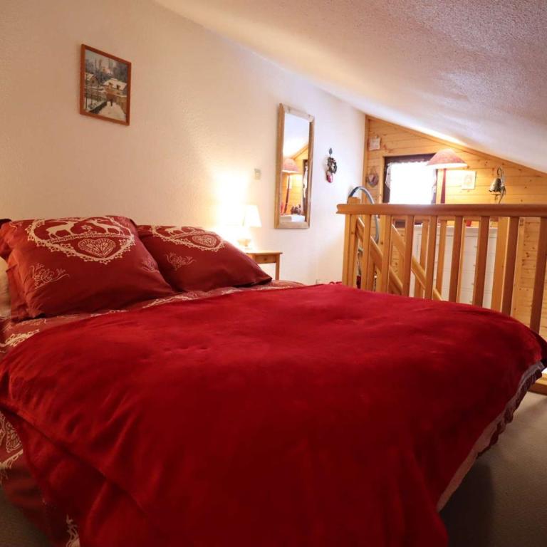 Studio cosy avec mezzanine, 27m², 2/3 pers, Équipé, Wifi, Balcon, Proche ski et commerces - Studio - 5