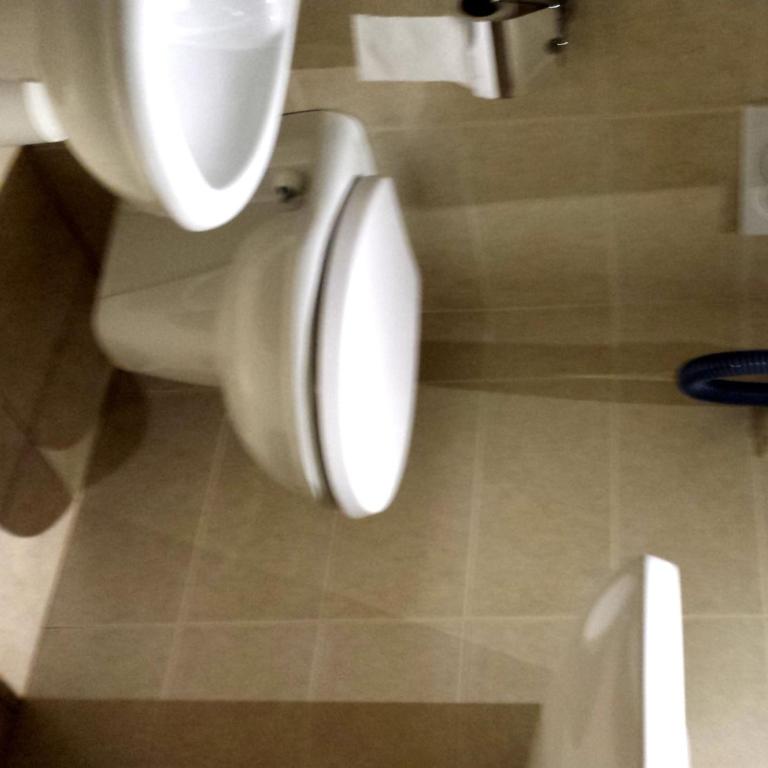 Hotel Galles Rimini - Camera Familiare con Pacchetto Spiaggia (2 Adulti + 2 Bambini) - 11