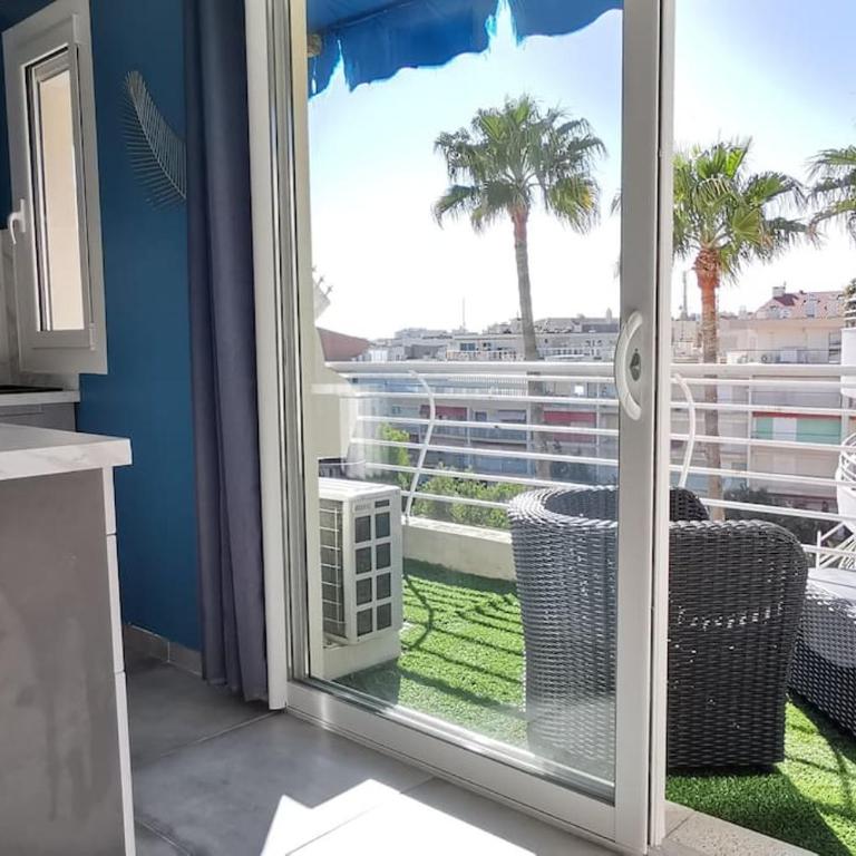 Cannes Pointe Croisette studio plage 2 min à Pieds - Appartement 1 Chambre - 1