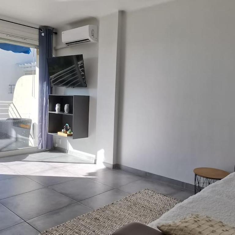 Cannes Pointe Croisette studio plage 2 min à Pieds - Appartement 1 Chambre - 12
