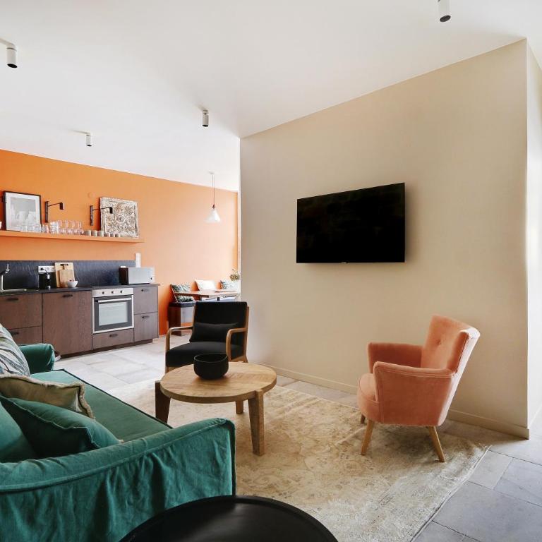 Pick A Flat's Apartment near place de la Bastille - Rue du Faubourg Saint Antoine - Two-Bedroom Apartment - 2