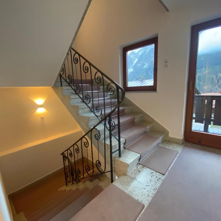 Mountain Lodge Sölden - Ski in Bike out Chalet - Chalet with 7 bedrooms - 20