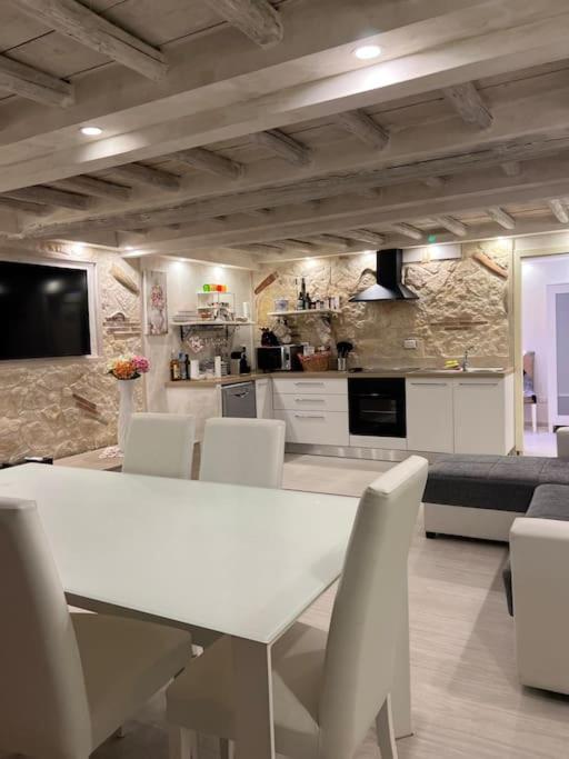 ROMA HISTORIC CENTER, 800 meters from the Trevi Fontain - Appartamento - 10