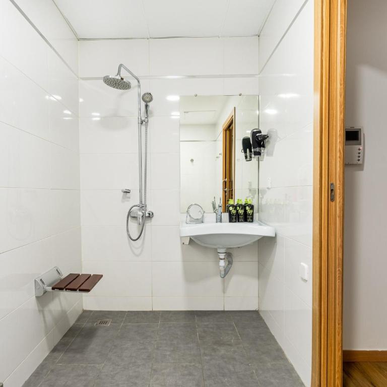 Limehome Madrid San Lorenzo - Studio Apartment (Ground Floor) - disability access - 9
