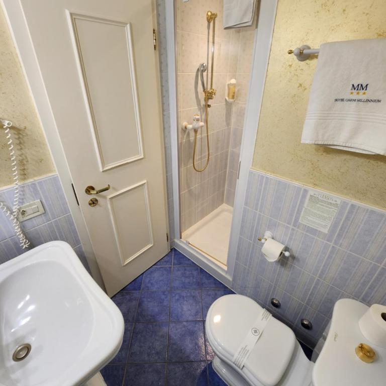 Hotel Millennium - Camera Matrimoniale Superior - 4