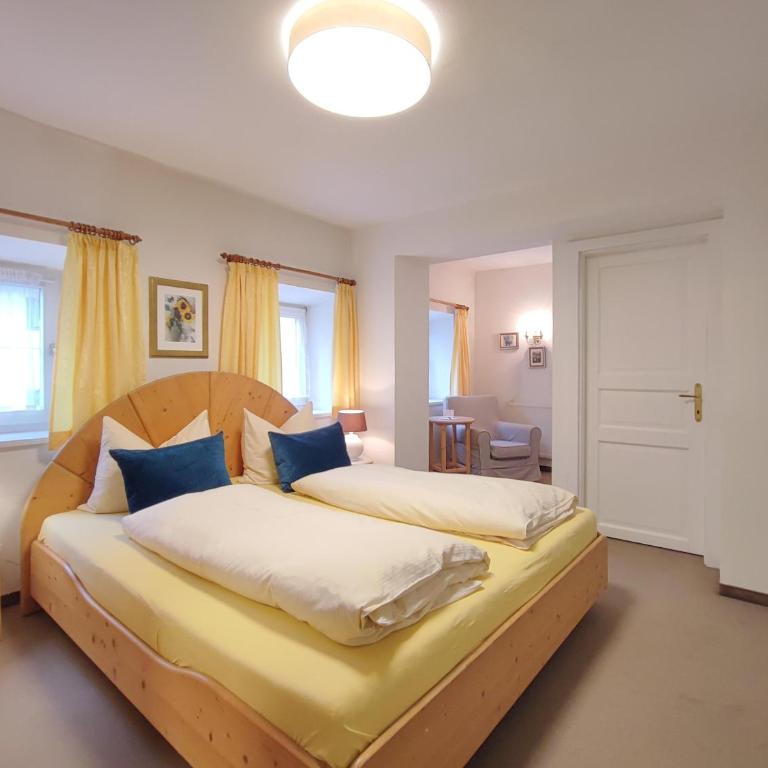 Koller, Pension Haus - Economy Doppelzimmer mit Badewanne - 9