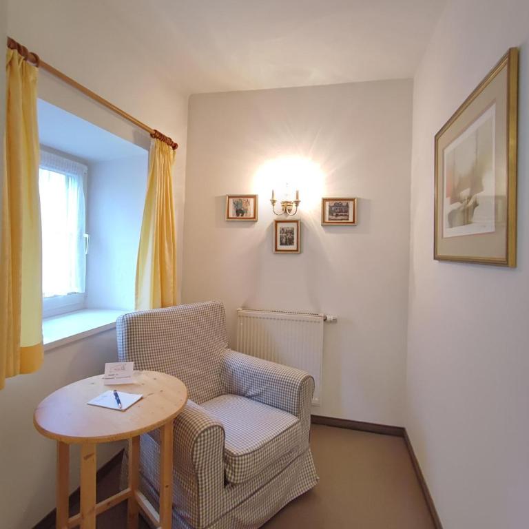 Koller, Pension Haus - Economy Doppelzimmer mit Badewanne - 3