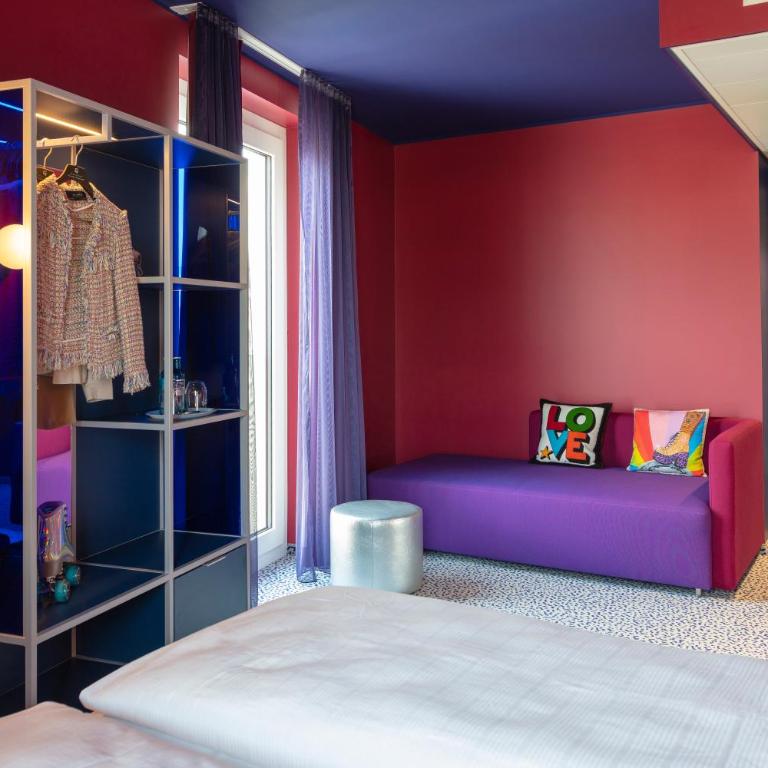 ibis Styles Muenchen Perlach - Doppelzimmer mit Verbindungstür - 11