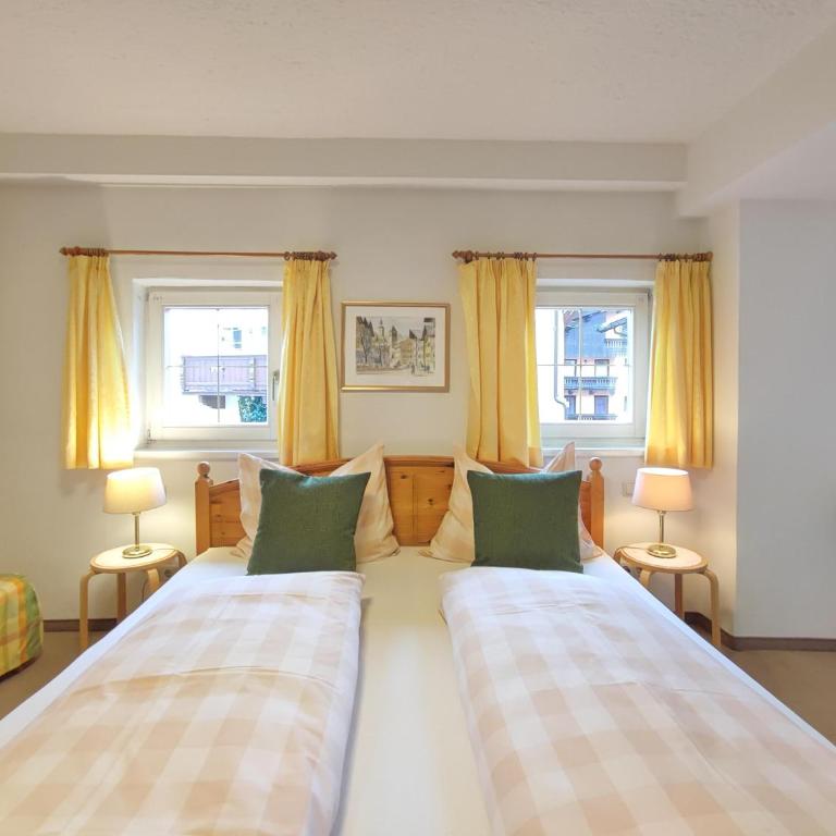 Koller, Pension Haus - Superior Doppelzimmer mit Dusche - 5