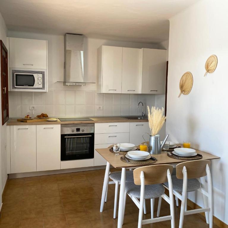 Apartamento Natalia - Two-Bedroom Apartment - 4