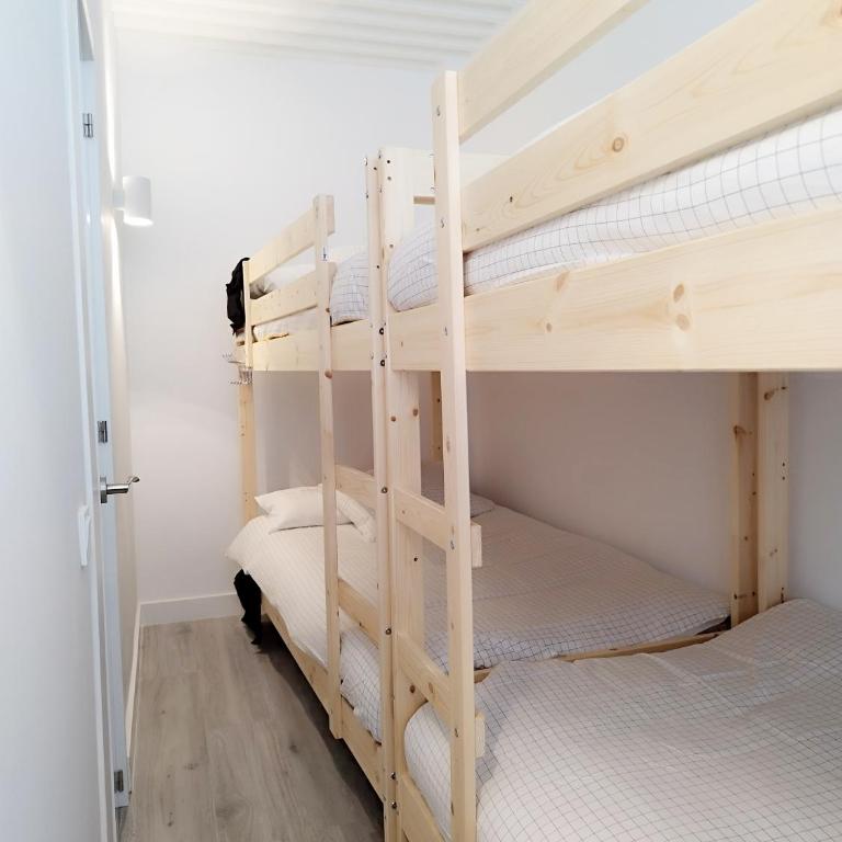 Apartamentos Deluxe con parking y WiFi by SURYNIEVE - Apartment mit 2 Schlafzimmern - 7