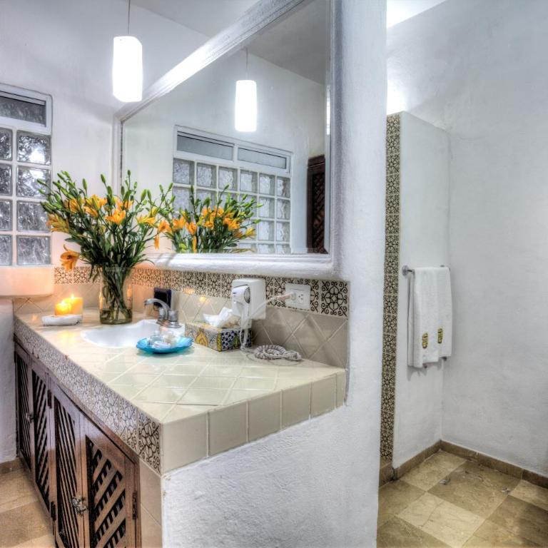 Vallarta Shores Beach Hotel - Suite de 3 dormitorios con piscina privada - 10