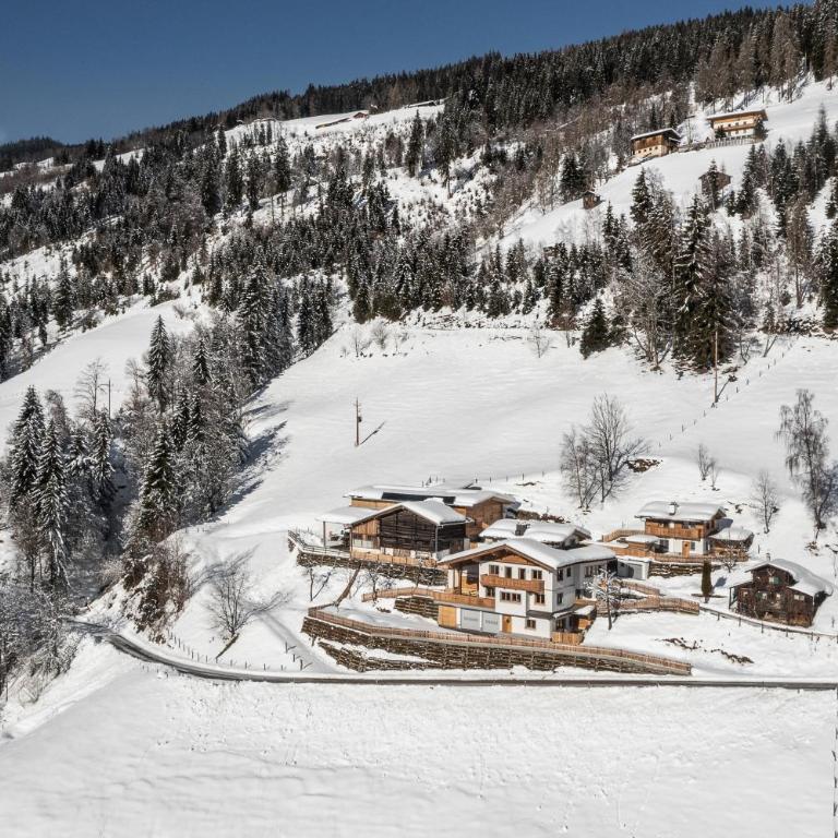 Bauernhaus Chalet Unterkoller - Three-Bedroom Chalet - 9