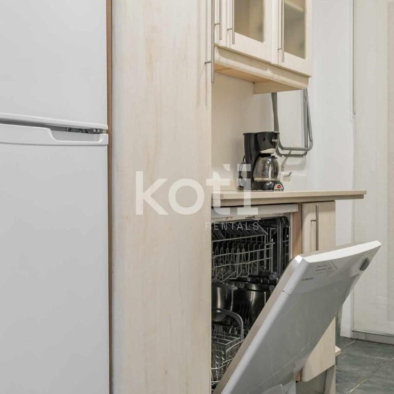 Koti Rentals - Albatros - Two-Bedroom Apartment - 11