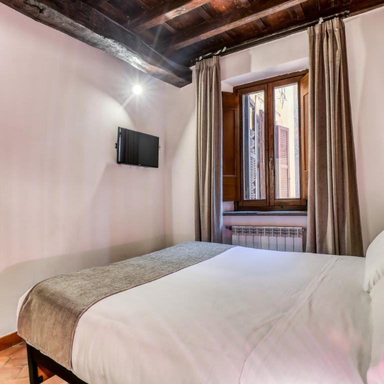 Easybnb - Luxury Navona - Camera Matrimoniale Standard - 4