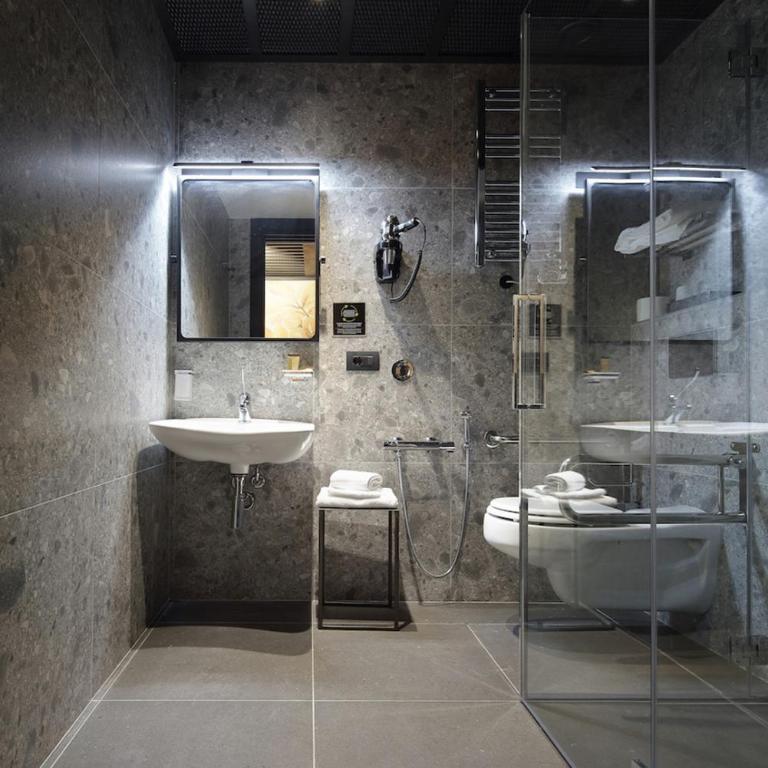 VERSOVERDE HOTEL Alzaia Naviglio Grande - Camera Matrimoniale/Doppia con Letti Singoli - Accesso Disabili - 4