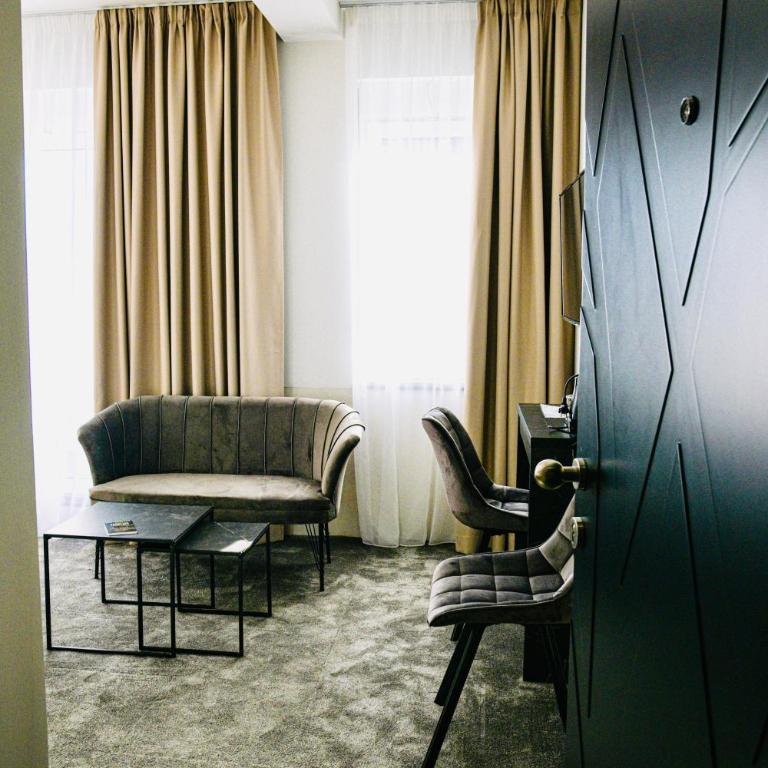 Templum apartments - Slavija square - Deluks Dvokrevetna Soba sa Bračnim Krevetom i Balkonom - 8