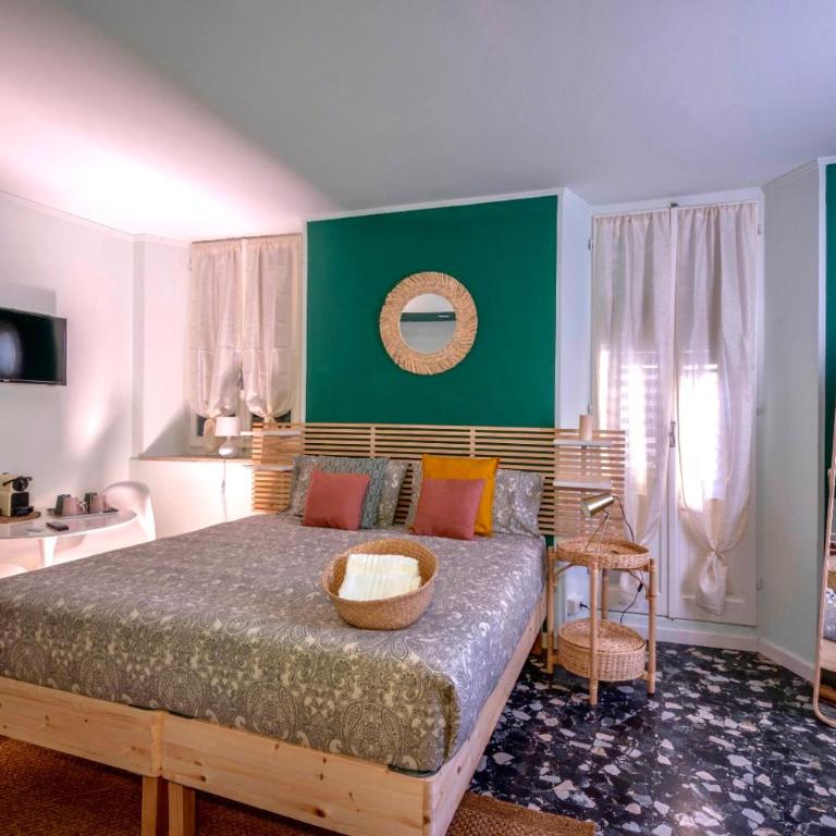Mahamo Suites - Camera Tripla con Bagno Privato - 8