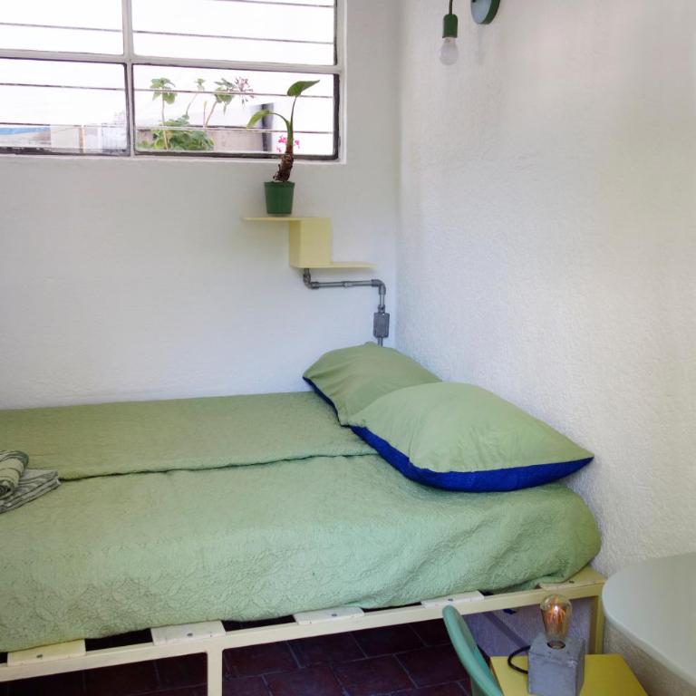 Youki Haus Hostel - Habitación Doble con balcón - 1