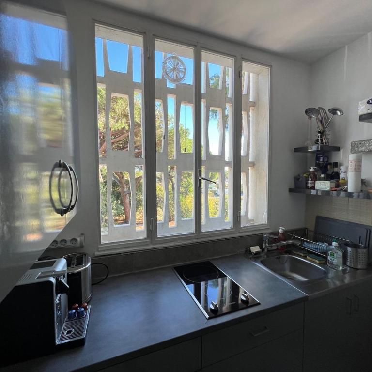 Seafront - beautiful flat with aircon and comfortable loggia - Appartement 1 Chambre - 11