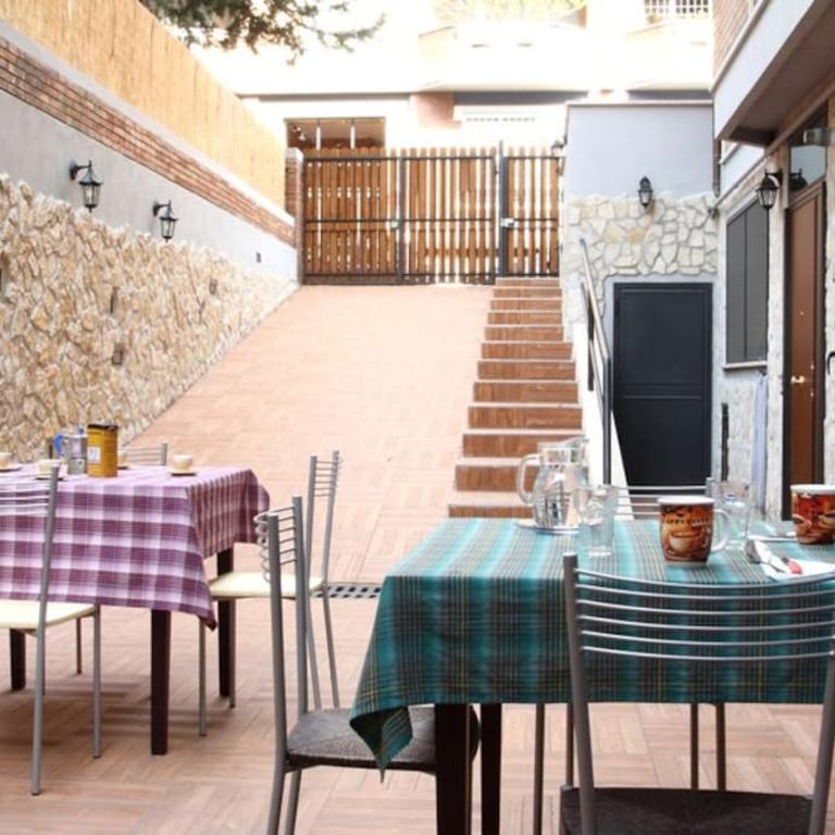 Spacious Vatican Flat with Courtyard - Appartamento con 1 Camera da Letto - 23