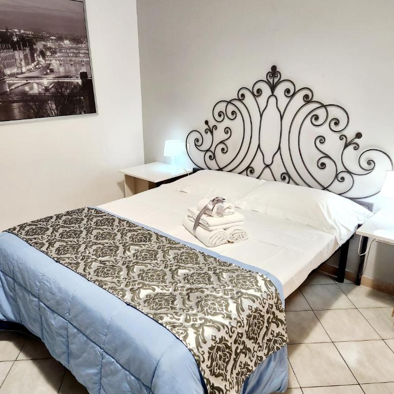 B&B BARBERA - Camera Matrimoniale/Doppia con Letti Singoli con Bagno Privato - 11