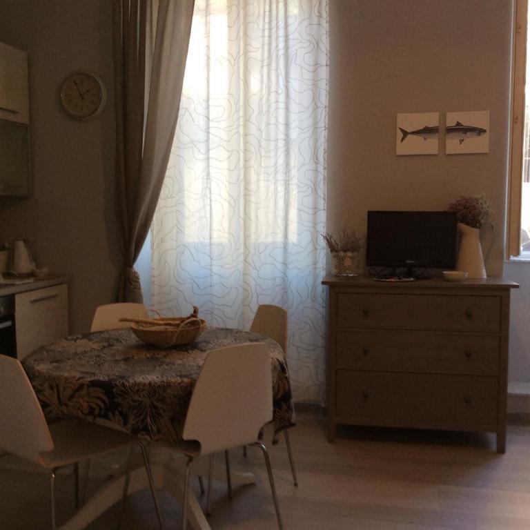Il Portico - Appartamento con 1 Camera da Letto e Vista Mare - 1