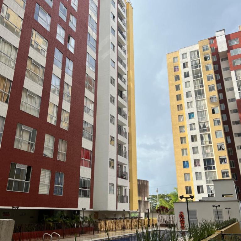 HERMOSO APTO CON VISTA a LAS MONTAÑAS DEL QUINDÍO CERCA de TODO - Apartamento de 2 dormitorios - 26