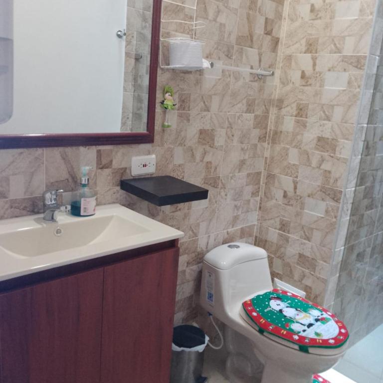 Amplia y bella casa de vacaciones - Three-Bedroom House - 20