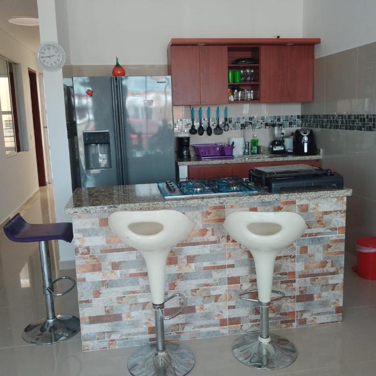 Amplia y bella casa de vacaciones - Three-Bedroom House - 9