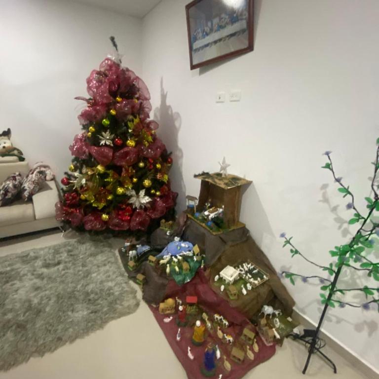 Amplia y bella casa de vacaciones - Three-Bedroom House - 3