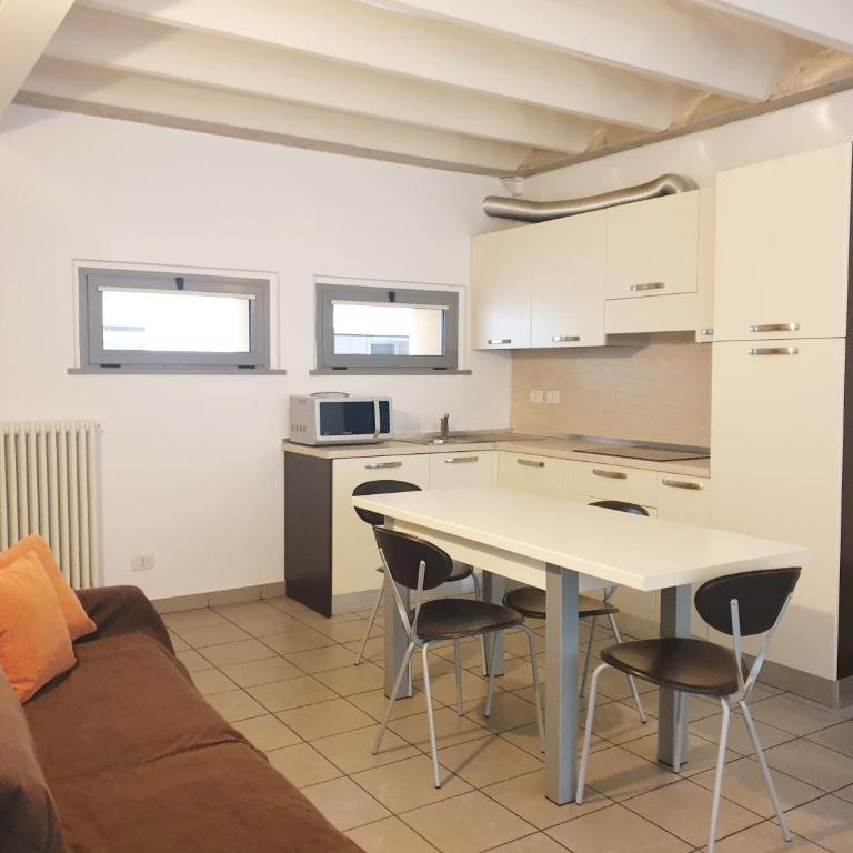 Appartamenti tra Lago e Montagna CASA IDEALE LECCO - Apartment mit 1 Schlafzimmer - 10