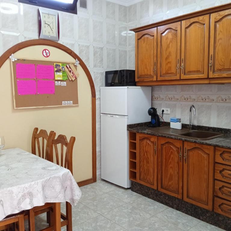 adosado cerca del mar - Three-Bedroom House - 4