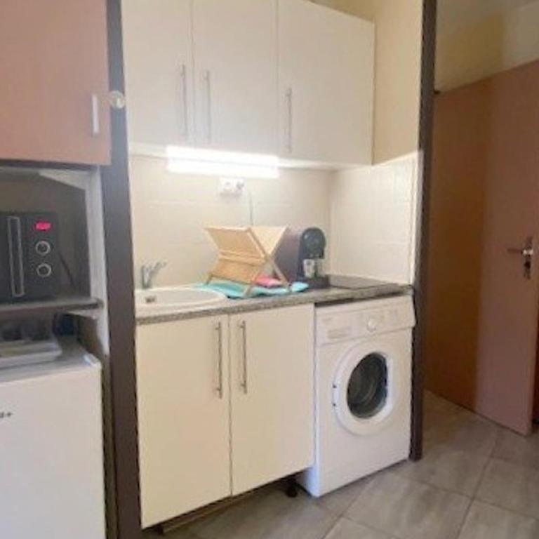 Charmant T2 en bord de mer pour 4 pers, terrasse avec vue - FR-1-696-15 - Appartement - 5